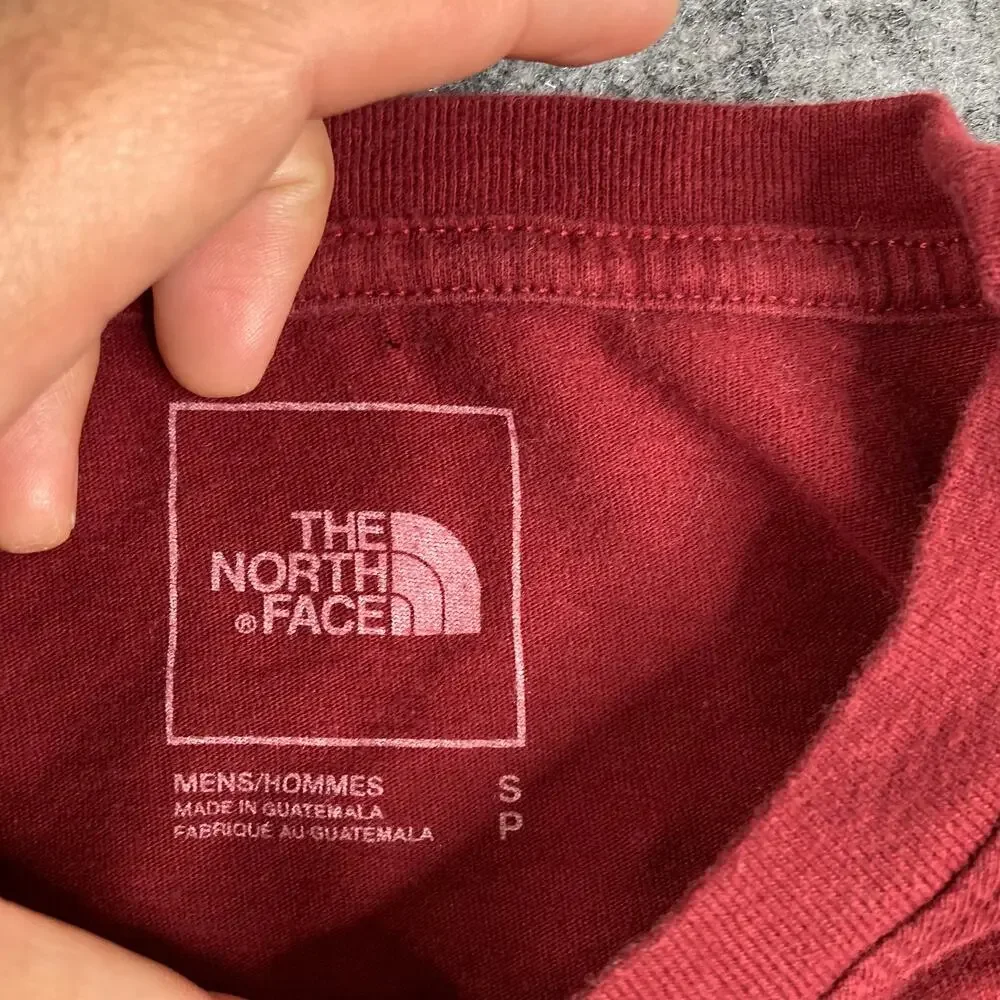 The North Face T‎ Shirt Mens S Red Long Sleeve Logo Graphic Casual